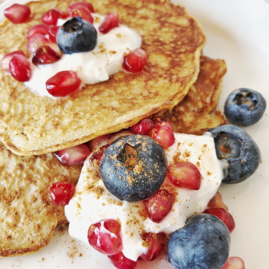 Zuckerfreie Pfannkuchen mit Obst